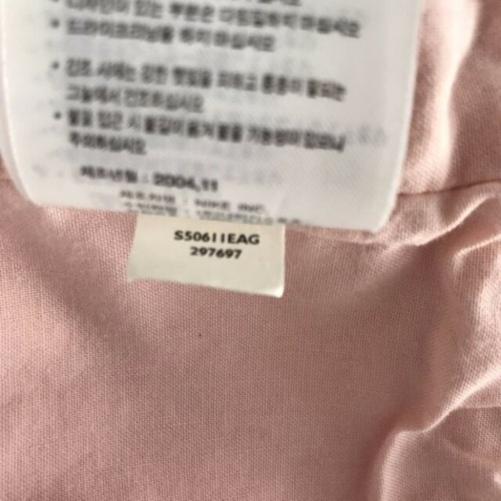 Nike Pink Women's Pegasus Jacket Pink Size Large 1972 Beaverton Champions - Picture 5 of 8